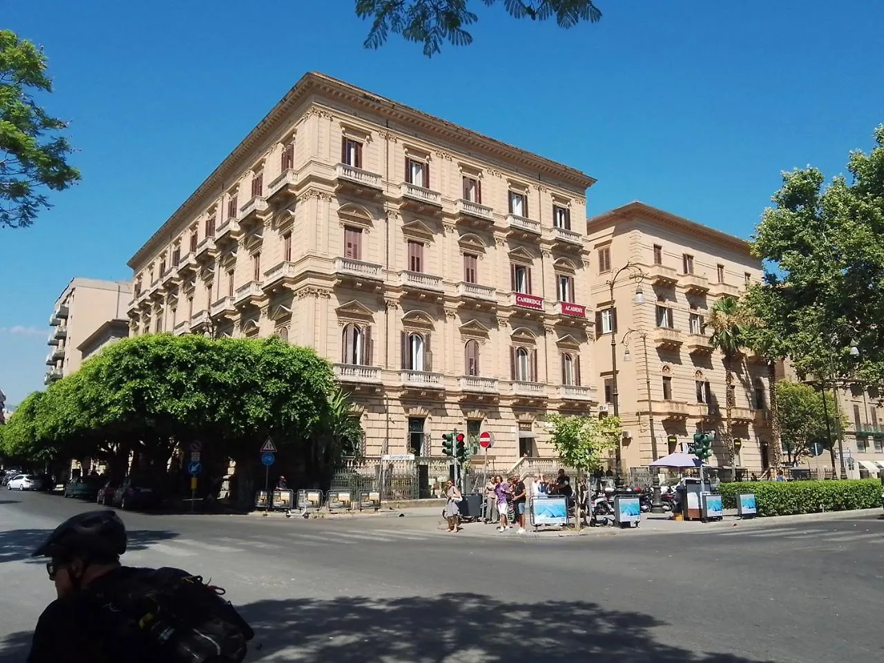 Attico Al Teatro Politeama Apartment Palermo